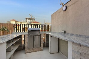 Terrace/patio - Urban Chic 1 Bedroom w/ big Balcony Kitchen in JVC (Jumeirah Village Circle (JVC))
