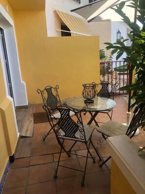 Apartment, 2 Bedrooms, Kitchen, Garden View | Outdoor dining - Apartamentos Nicaragua Benidorm  (Benidorm)
