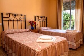 Family Apartment, Balcony, Pool View | In-room safe, individually furnished, blackout drapes - Apartamentos Nicaragua Benidorm  (Benidorm)