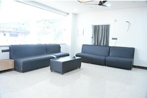 Deluxe Studio Suite | Living area - The Ravishya Retreat (Ayodhya)