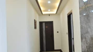 Deluxe Studio Suite | Interior