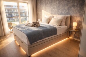 Bügeleisen/Bügelbrett, Reisekinderbett, kostenloses WLAN, Bettwäsche