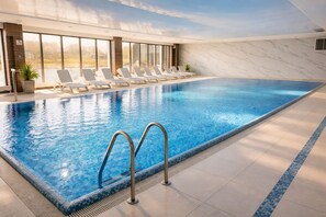 Innenpool, beheizter Pool