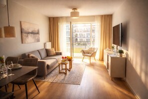 Smart-tv och ett bordtennisbord