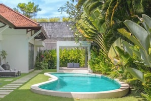 Unclassified image, 4 of 10, button - Villa Alice Satu (Bali)