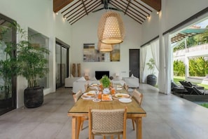 Unclassified image, 3 of 10, button - Villa Alice Satu (Bali)