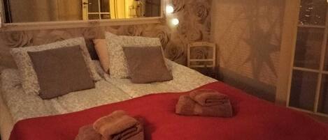 Internet, bed sheets