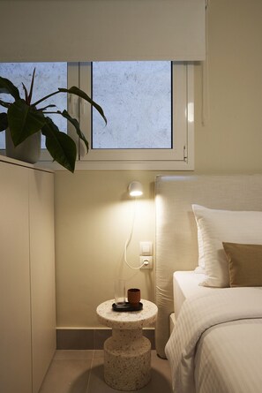 Iron/ironing board, WiFi, bed sheets - Phaedrus Living: Kolonaki Crown Residences 1 (Athens)