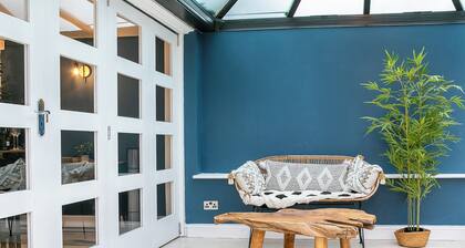 Beautiful 3 Bedroom Cotswold Cottage