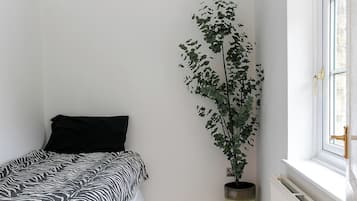 Setrika/meja setrika dan Wi-Fi gratis