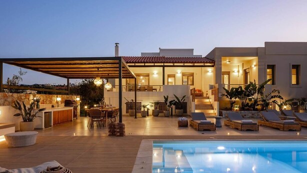 Unclassified image, 1 of 43, button - Villa Aviana, Garden, Private Pool BBQ, Quiet (Gerani)