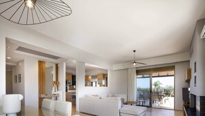 Unclassified image, 3 of 43, button - Villa Aviana, Garden, Private Pool BBQ, Quiet (Gerani)