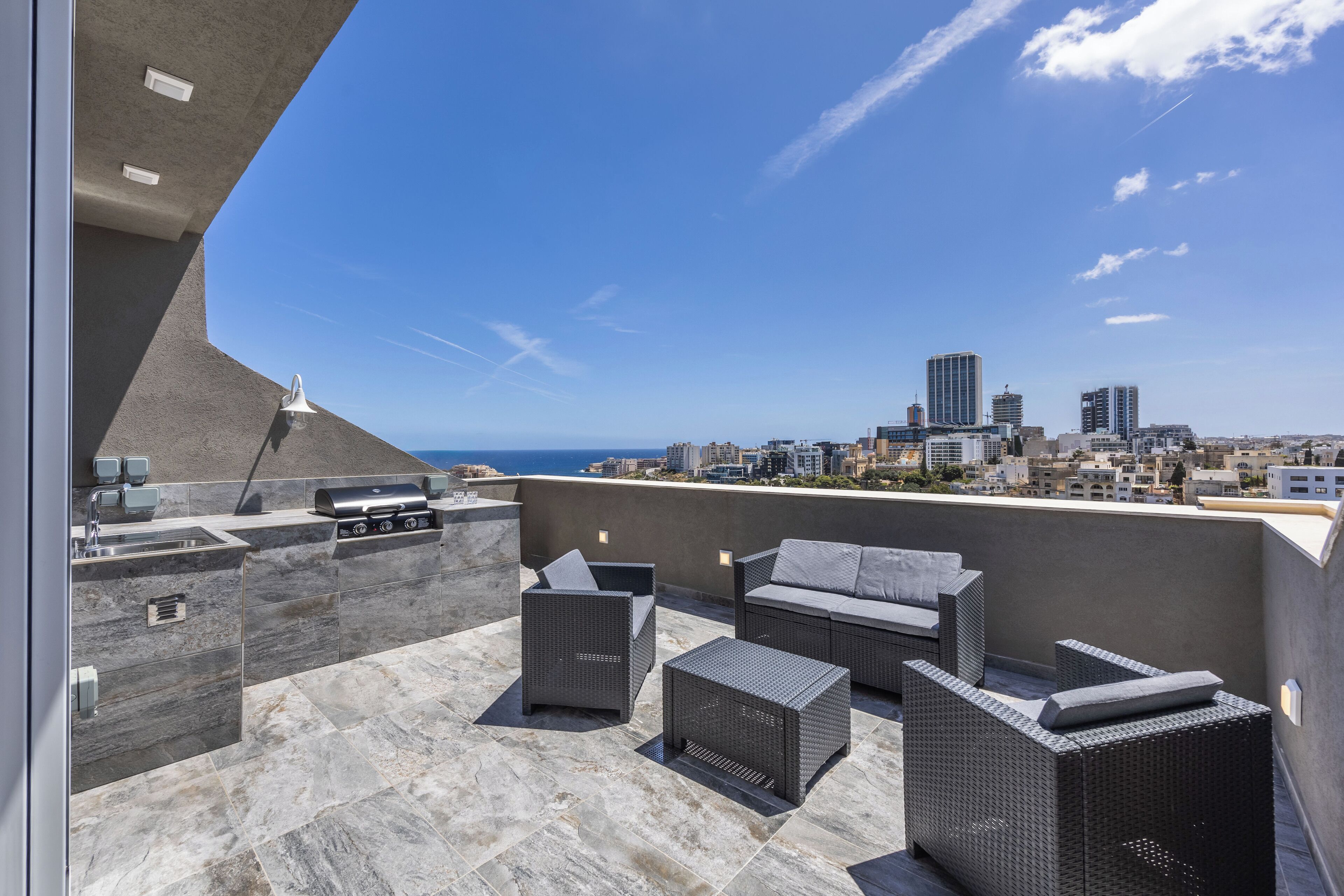 Penthouse, Sea View | Property grounds