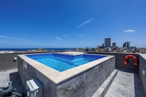 Penthouse, Sea View | Pool