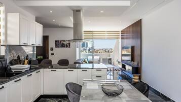 Penthouse, Sea View | Interior