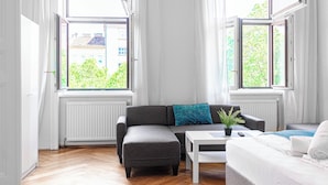 Unclassified image, 5 of 33, button - 2BR Apartment Steps From AKH Center (Vienna)