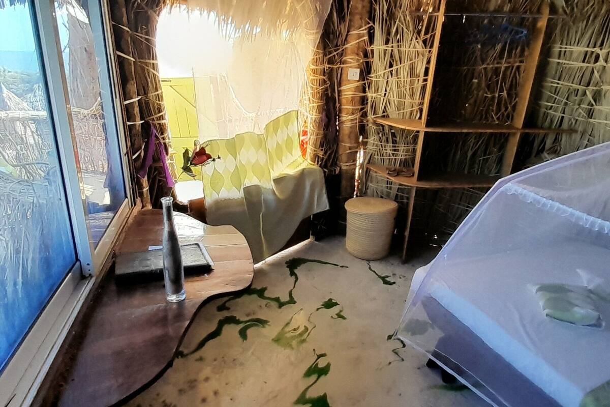 Comfort Cabin, Lake View | Bed sheets