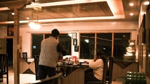 Dining - Wilderness Retreat (Leh)