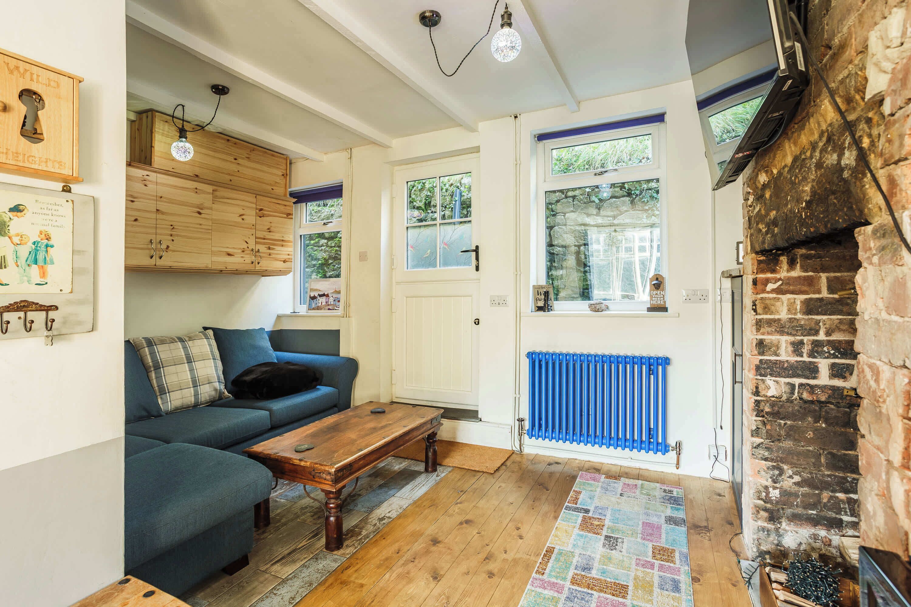 TV, fireplace, offices