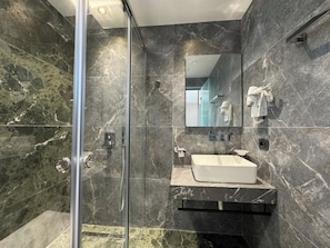 Bathroom - Aeris Sol Ksamil - Free Parking - Pool (Ksamil)