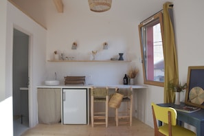 Studio | Laptop workspace, free WiFi, bed sheets - Le Bivouac - Toulouse (Toulouse)