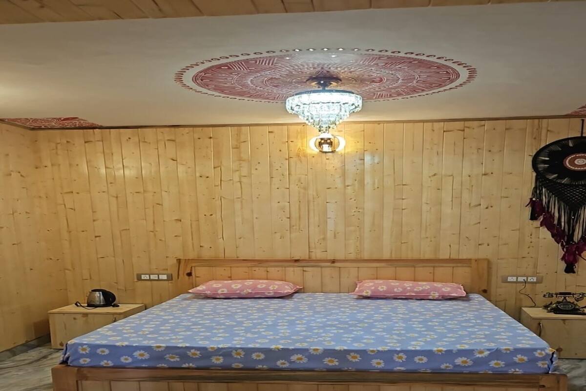 Deluxe Duplex | Free WiFi