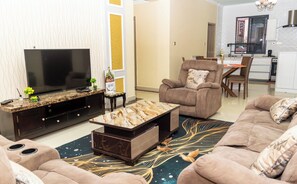 Living area - State House Road Luxurious 3 Bedrooms Suit. (Nairobi)