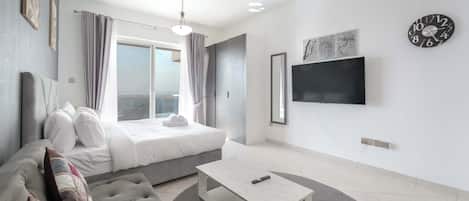 Iron/ironing board, WiFi, bed sheets