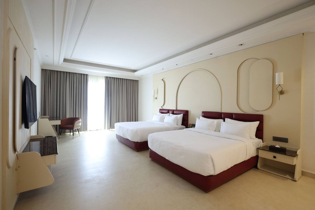 Superior Twin Room | In-room safe, blackout curtains, iron/ironing board, free WiFi