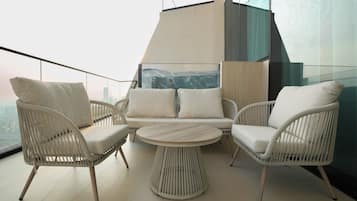 Deluxe Apartment, Balcony, City View | Balcony