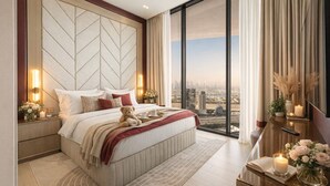 Ein modernes Schlafzimmer mit großem Bett, Blick auf die Stadt und einem Nachttisch mit Blumen.