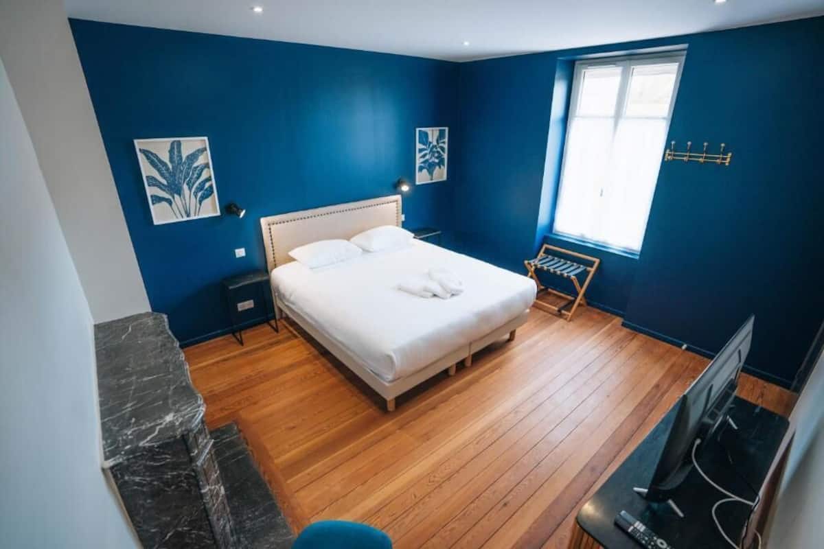 Standard Double Room, Courtyard View | Soundproofing, free WiFi