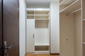 Interior - Villa Garnet I | 5BR Luxury Retreat with Private Pool & Gym in Katameya Dunes (New Cairo 3)