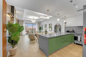 Interior - 2 Bedroom Apartment in the Heart of Dubai, City Walk (Dubai)