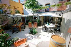 Outdoor dining - Hotel Boutique CaLagneta - Art i vi (Cervera)