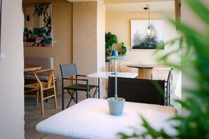 تناول الطعام