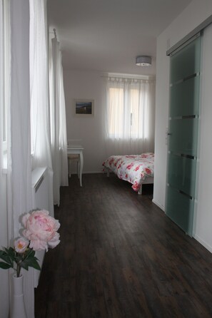 1 Schlafzimmer, Bügeleisen/Bügelbrett, WLAN, Bettwäsche