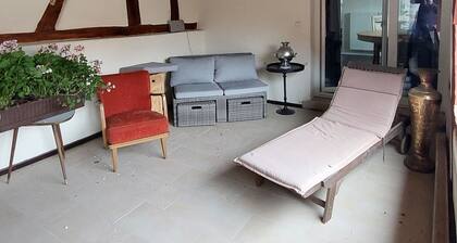 Comfortable, 1 room -55m², large apartment in Margetshöchheim - center