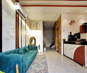House | Reception - Townhouse Naya Nohra Crossway Kota (Kota)