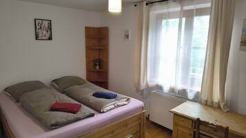 Strygejern/strygebræt, Wi-Fi, sengetøj