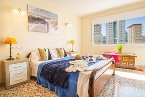 Iron/ironing board, free WiFi, bed sheets - Villa Catrina - Plusholidays (Calpe)
