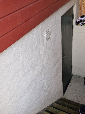 Room, 1 Bedroom | Exterior detail - Room-room With Kitchenette and Bathroom (Bardu)