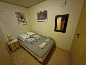 Room, 1 Bedroom - Room-room With Kitchenette and Bathroom (Bardu)