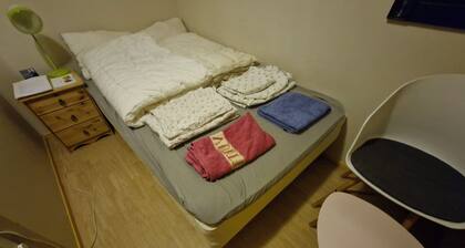 Room-room With Bathroom in Bardu