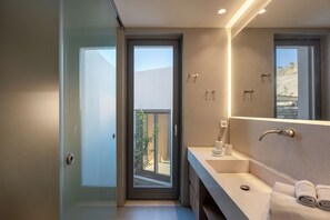 Deluxe Villa, 4 Bedrooms, Private Pool, Sea View | Bathroom - AVERA VILLAS  (Krotiri)