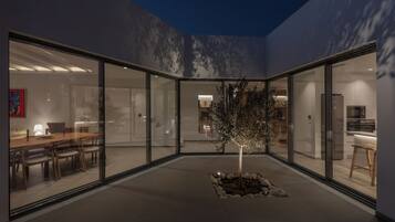 Deluxe Villa, 4 Bedrooms, Private Pool, Sea View | Outdoor dining