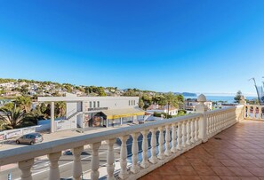 Property grounds - Villa La Marina - PlusHolidays (Benissa)