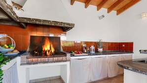 Unclassified image, 2 of 44, button - Villa Chata - Plusholidays (Benissa)