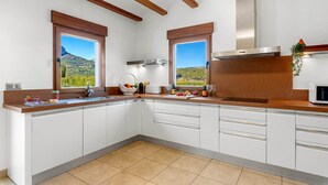 Unclassified image, 4 of 44, button - Villa Chata - Plusholidays (Benissa)