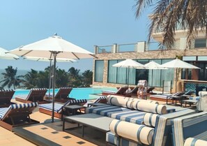 Bar ved poolen